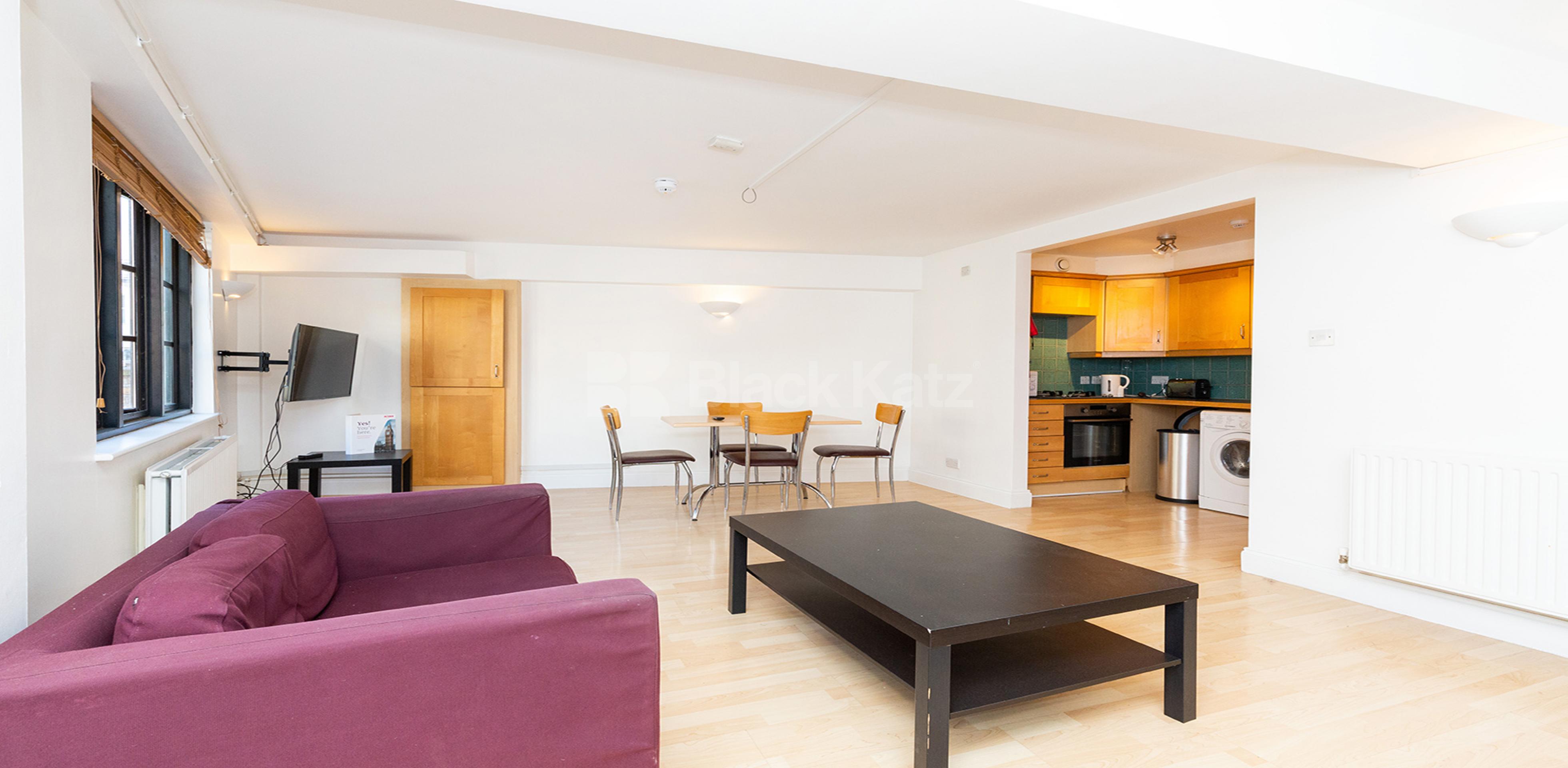 			NEW INSTRUCTION!, 2 Bedroom, 1 bath, 1 reception Flat			 Bakers Row, CLERKENWELL / FARRINGDON EC1R